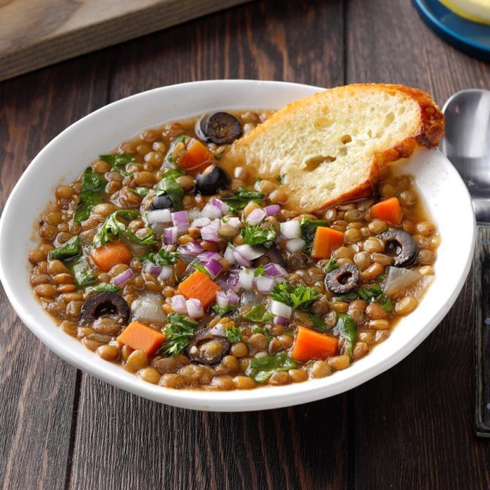 Greek-style lentil soup