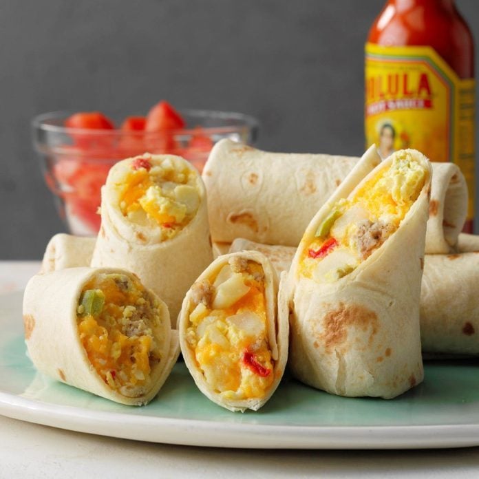 Slow-Cooker Breakfast Burritos