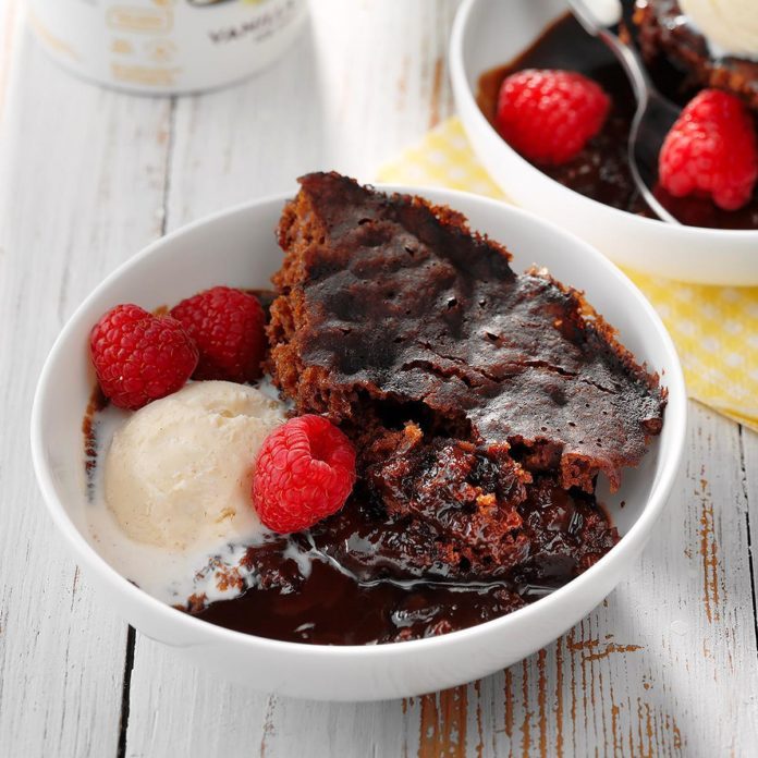 Pressure-Cooker Lava Cake