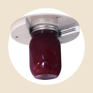 How to Open a Jar (6 Easy Methods!)