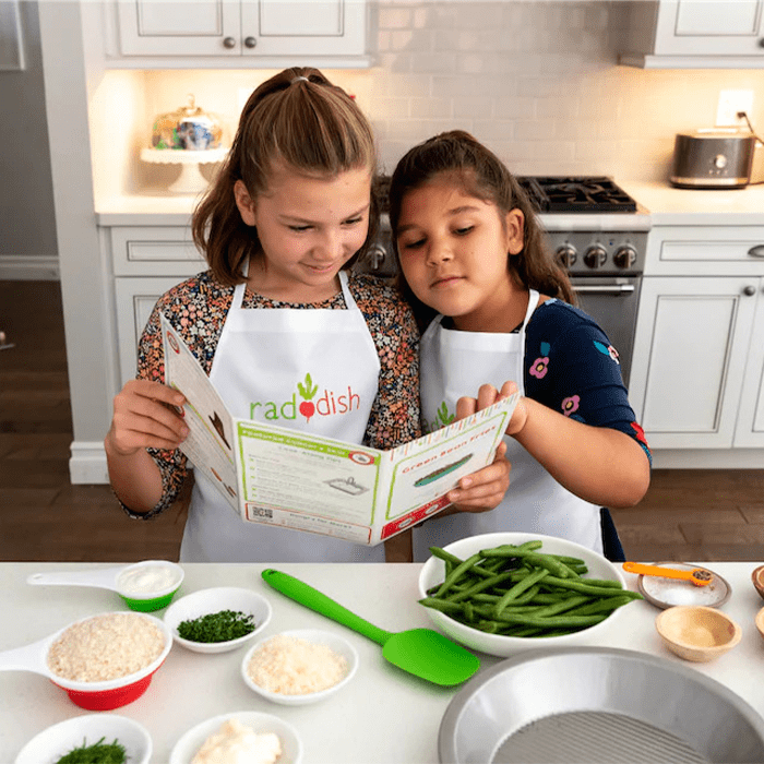 WeeSprout Little Chef Kids Cooking & Baking Set, 14  