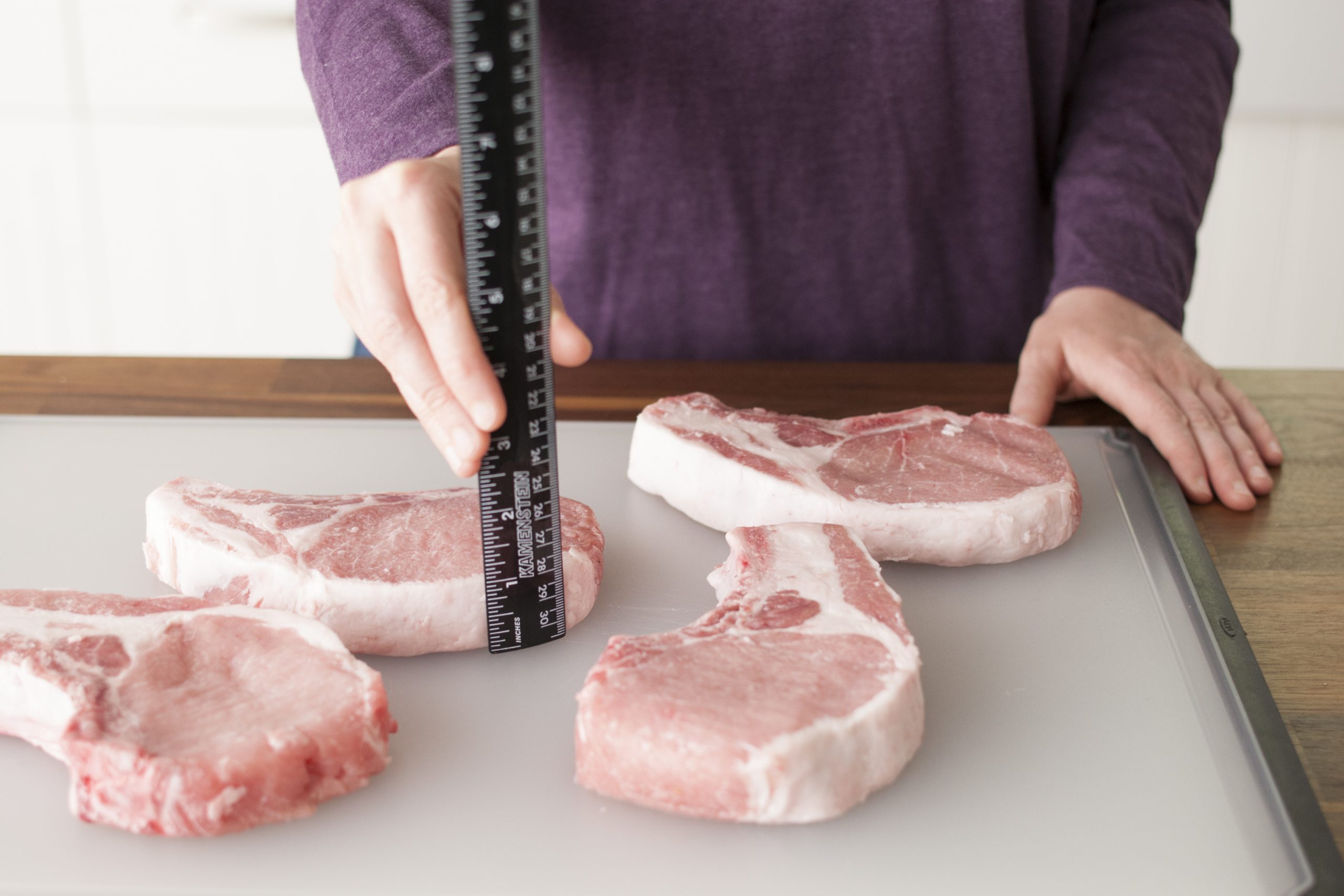 measuring pork chops