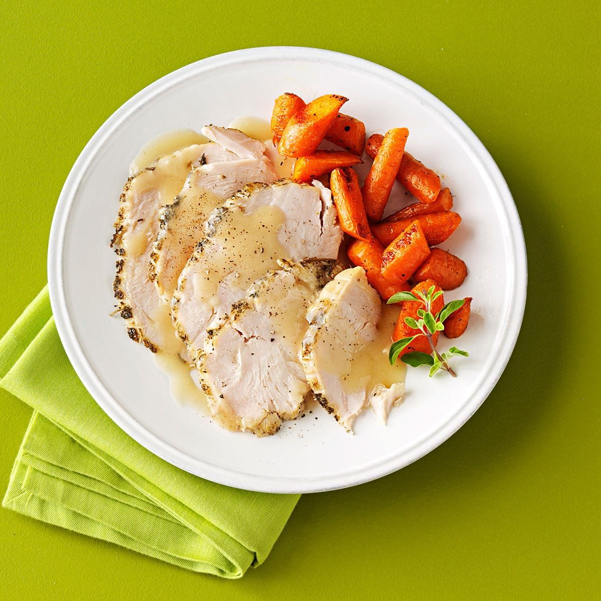 Moist Turkey Breast with White Wine Gravy