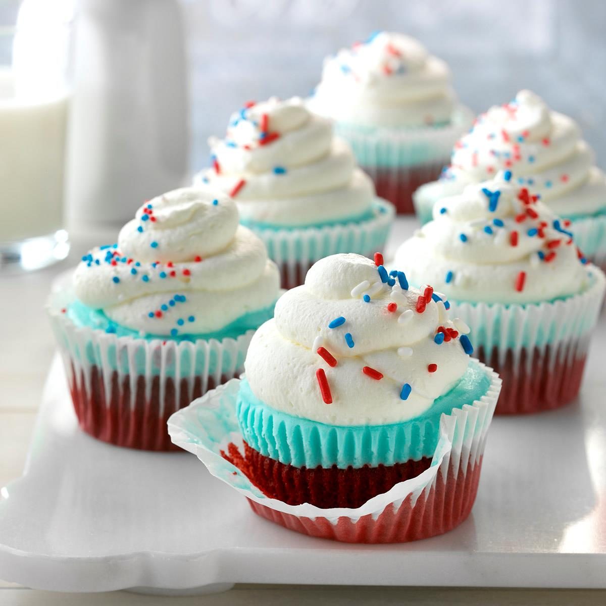 30 Festive Fourth of July Cupcakes