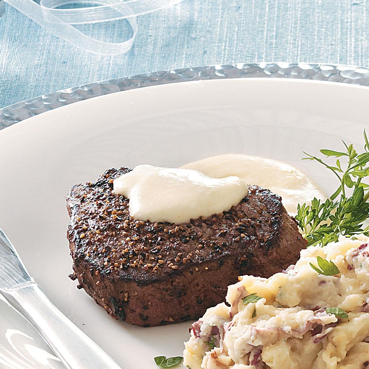 Peppered Filets with Horseradish Cream Sauce