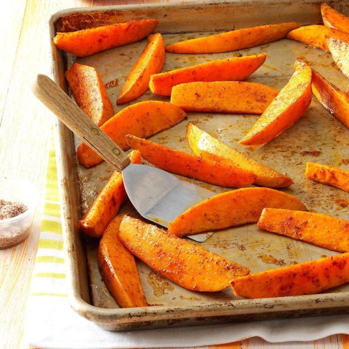 Chili-Spiced Sweet Potato Wedges