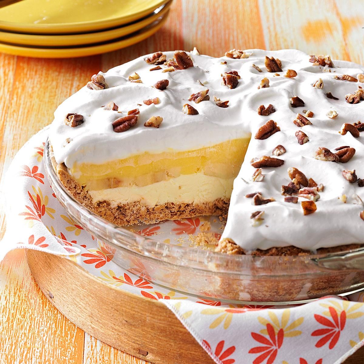 Creamy Banana Pecan Pie Recipe | Taste of Home