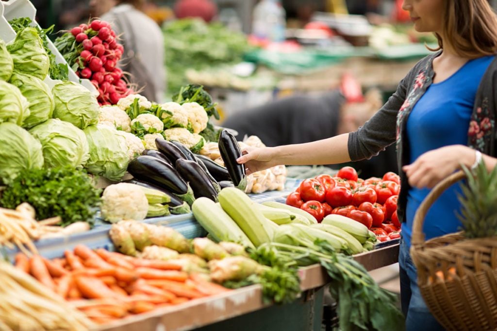 6 Foods To Buy Organic And How To Save Money Doing It