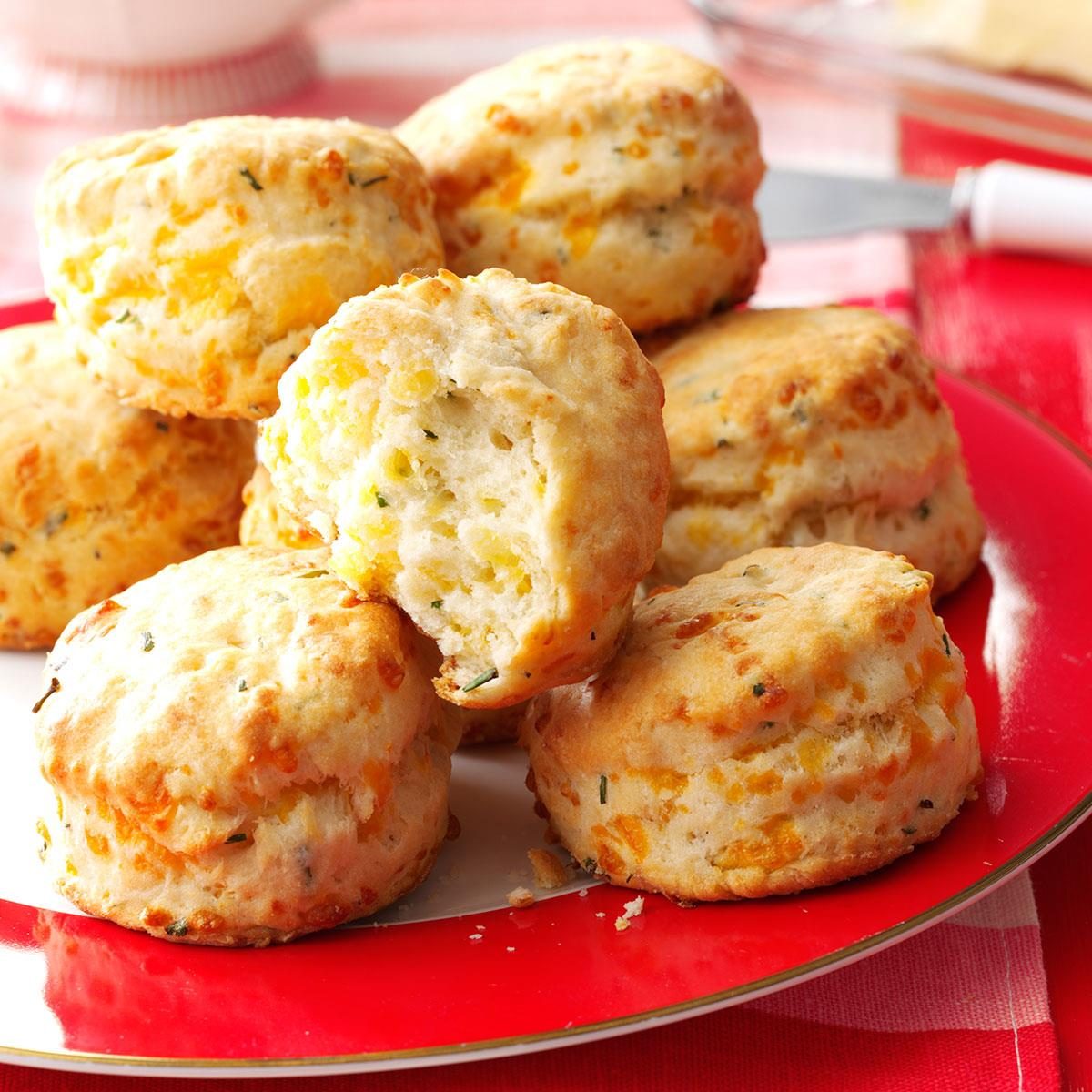 Flaky Cheddar Chive Biscuits Recipe Taste Of Home 9053