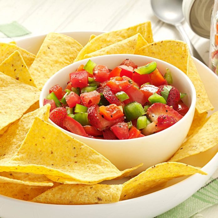 Fresh Strawberry Salsa