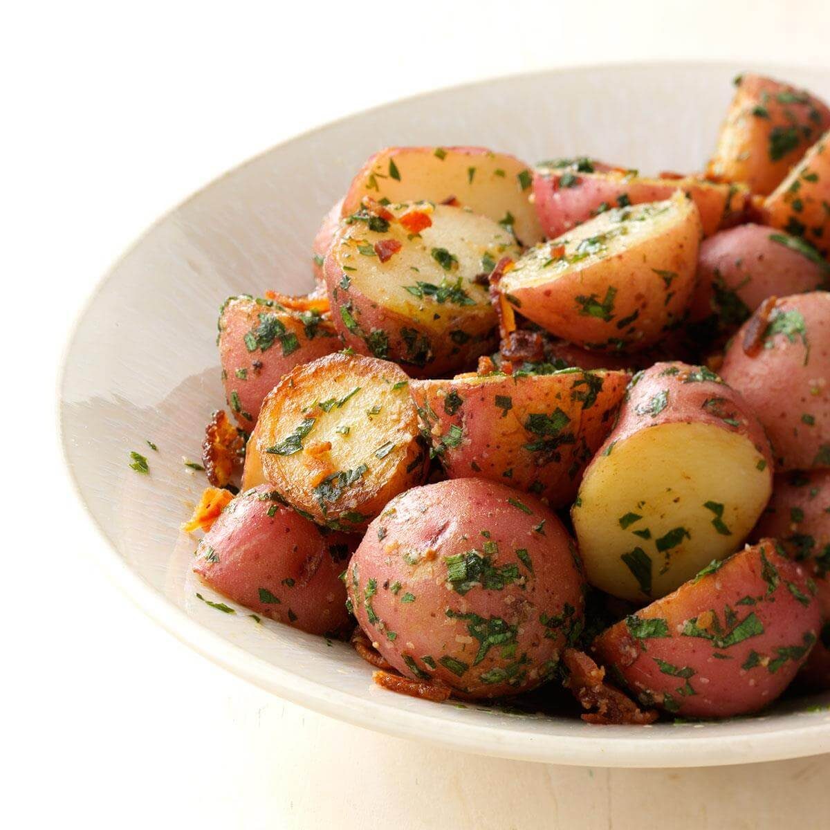 Herbed Garlic Potatoes Recipe Taste Of Home 