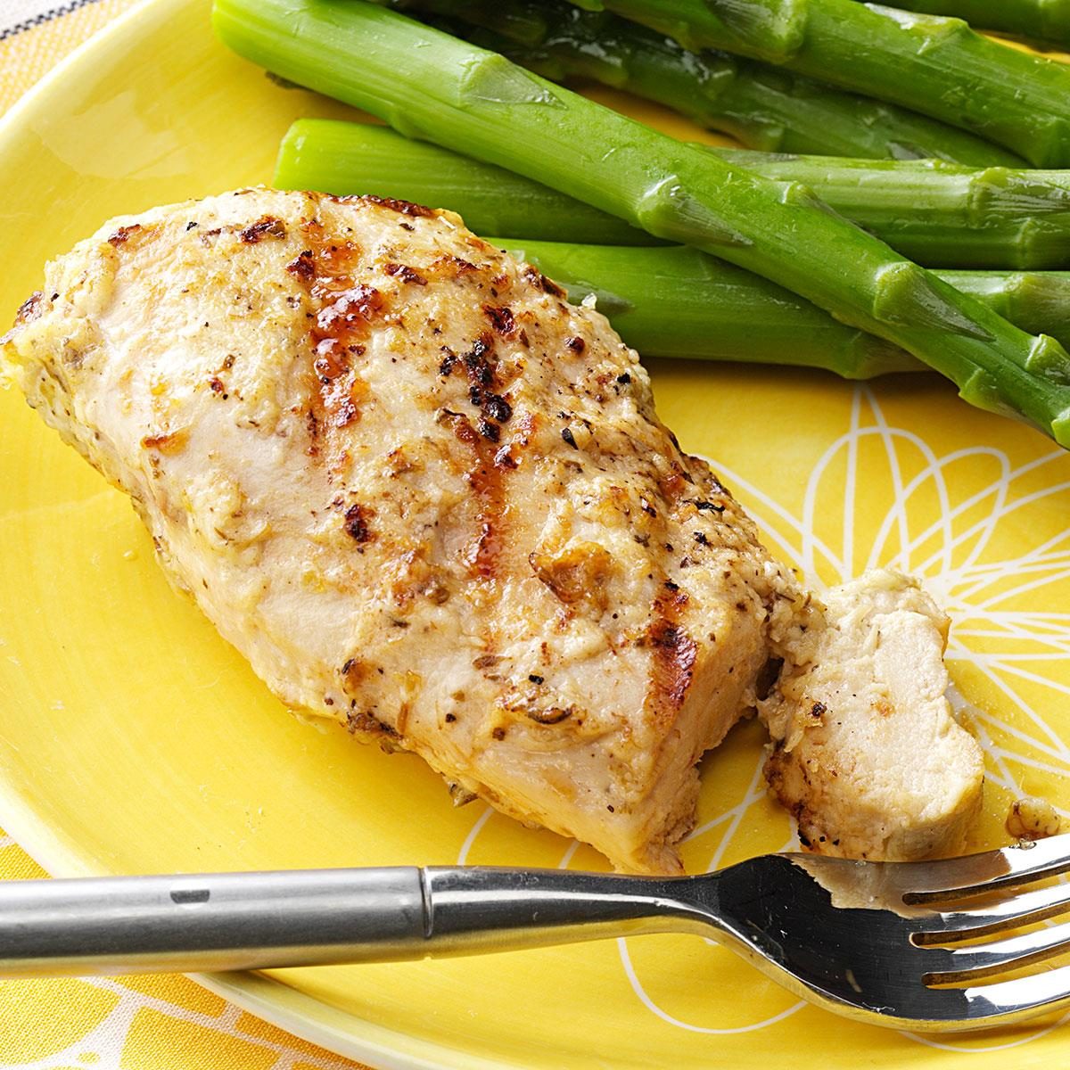 Herbed Lemon Chicken Recipe | Taste of Home