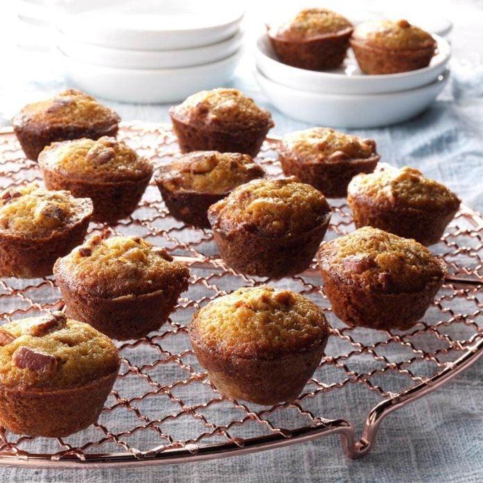 Alabama: Pecan Pie Mini Muffins