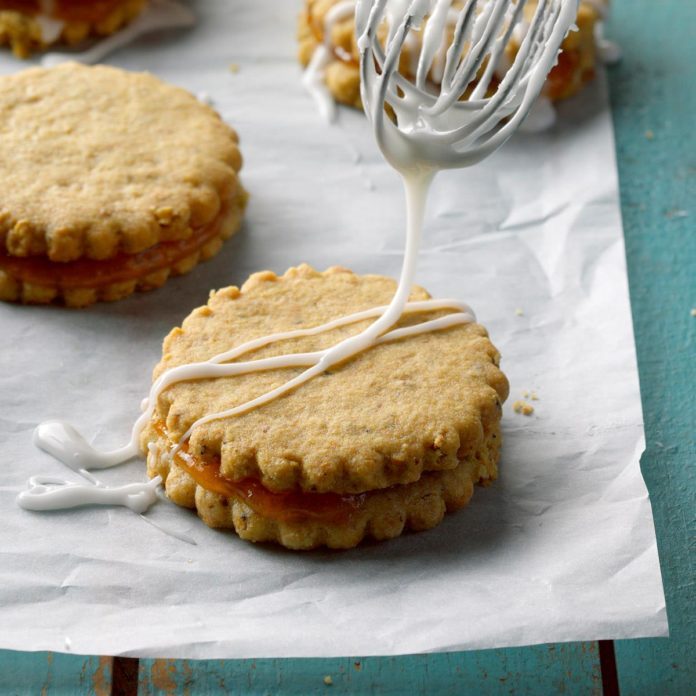 Pistachio Shortbread Sandwiches