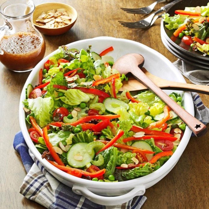 Red & Green Salad with Toasted Almonds