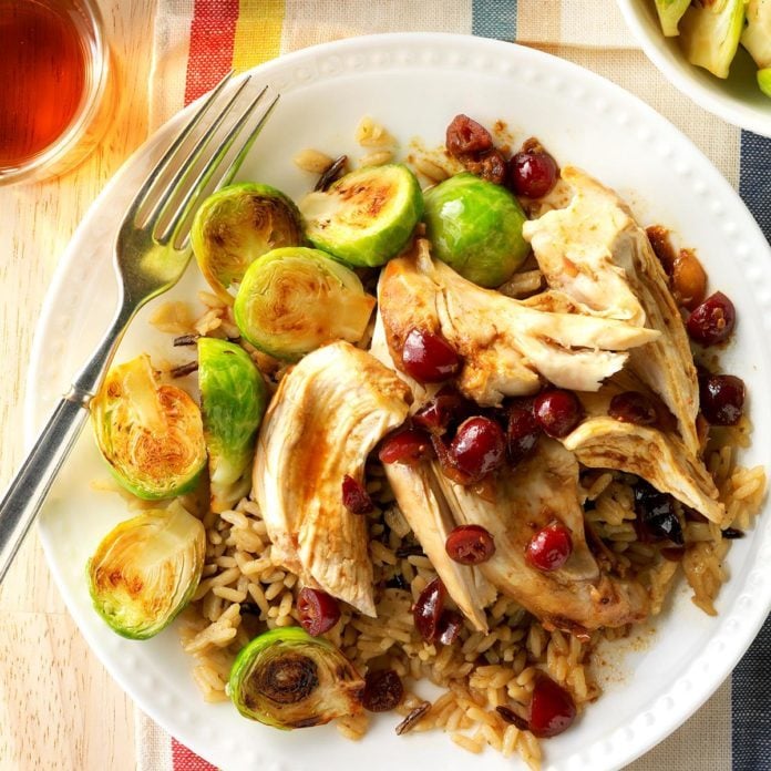 Slow-Cooked Cranberry Chicken