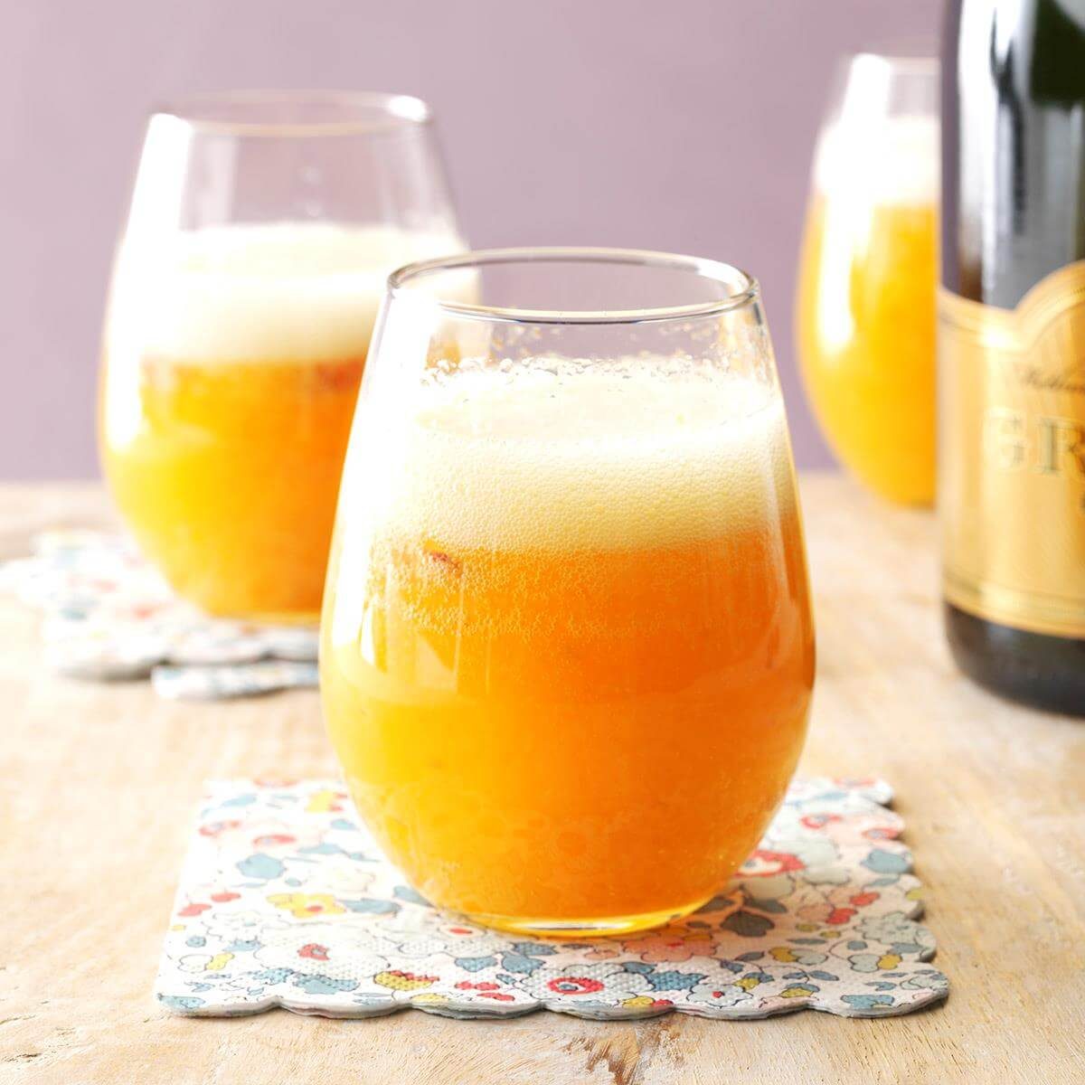 Kitchen Riffs: The Mimosa Cocktail