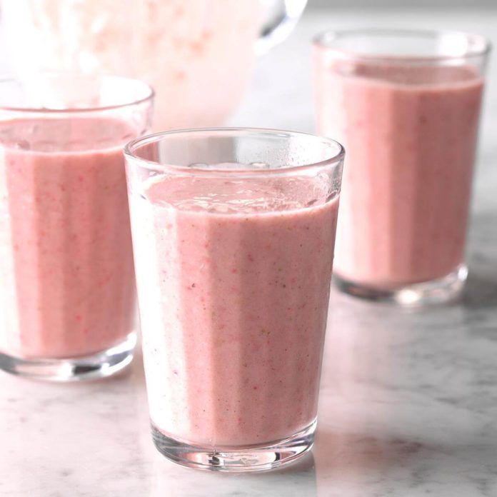 Wyoming: Strawberry Lime Smoothies