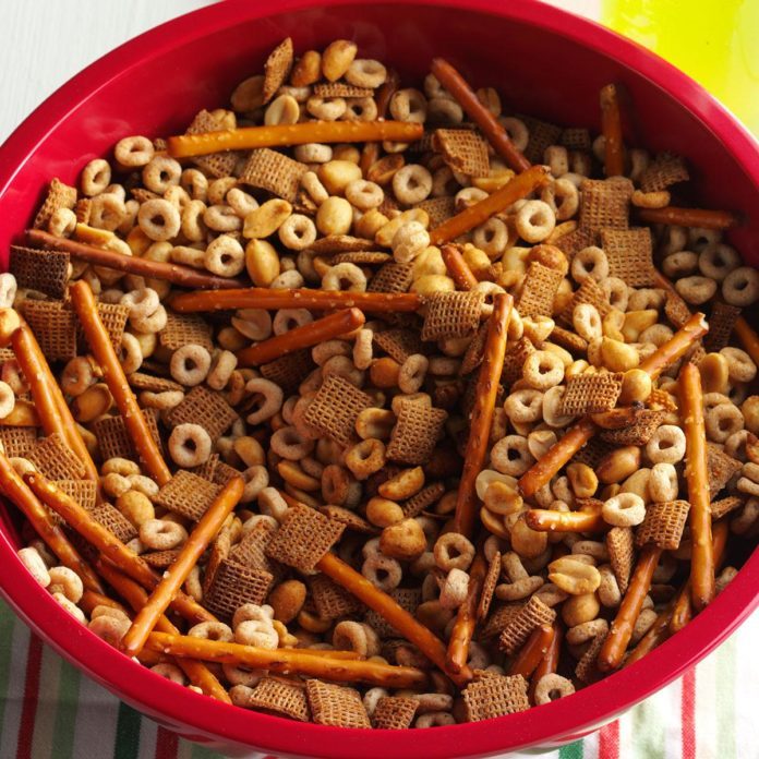 Slow Cooker Party Mix