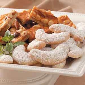 Pecan Crescent Cookies Recipe How To Make It Taste Of Home