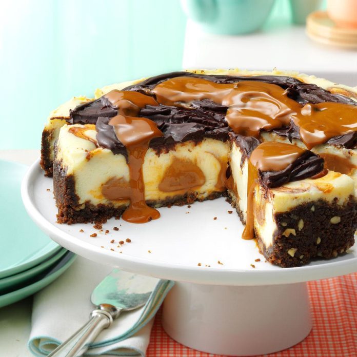 Inspired by: Cheesecake Factory’s Dulce De Leche Cheesecake 