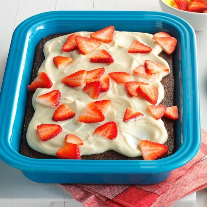 Cola Cake with Strawberries & Cream