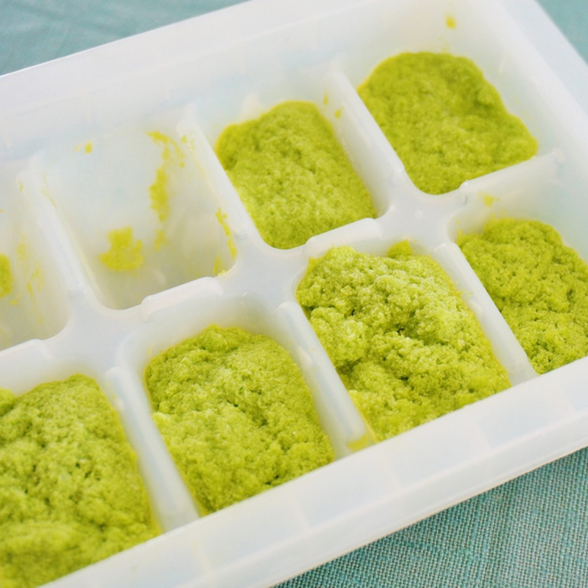 15 Smart Ways to Use an Ice Cube Tray for Meal Prepping and More