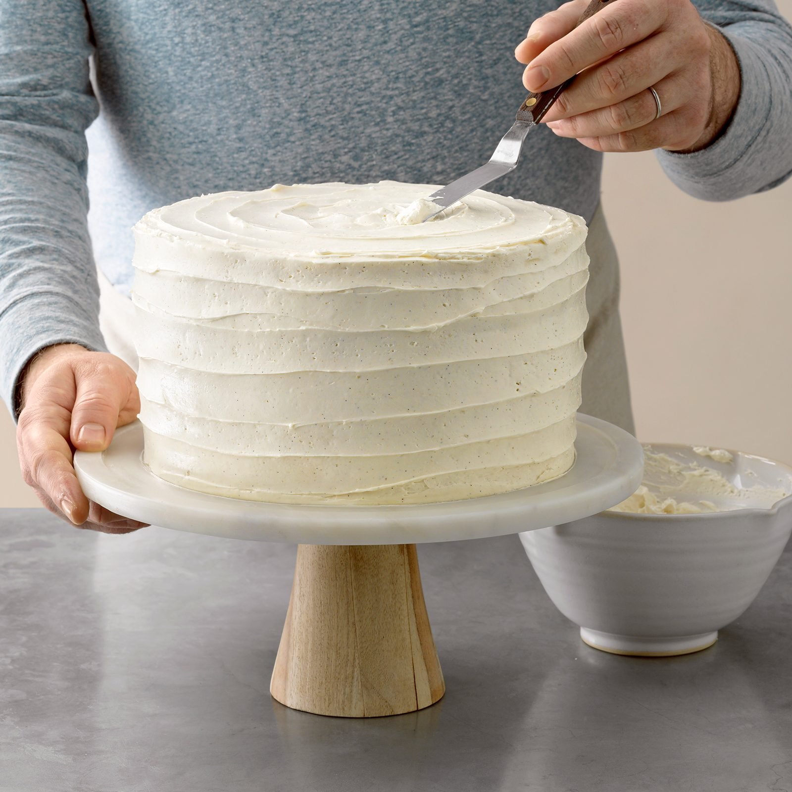 How to: Perfectly Smooth Frosting — Probably This