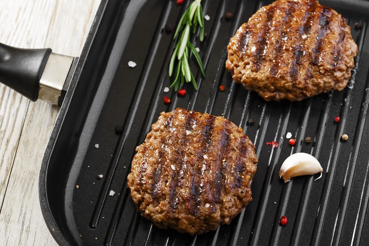 Bedankt verkeer Traditie 7 Tips for Cooking a Burger Without a Grill