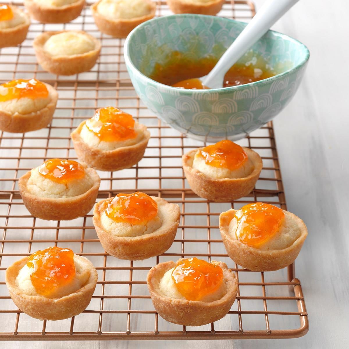 Apricot-amandeltaartjes