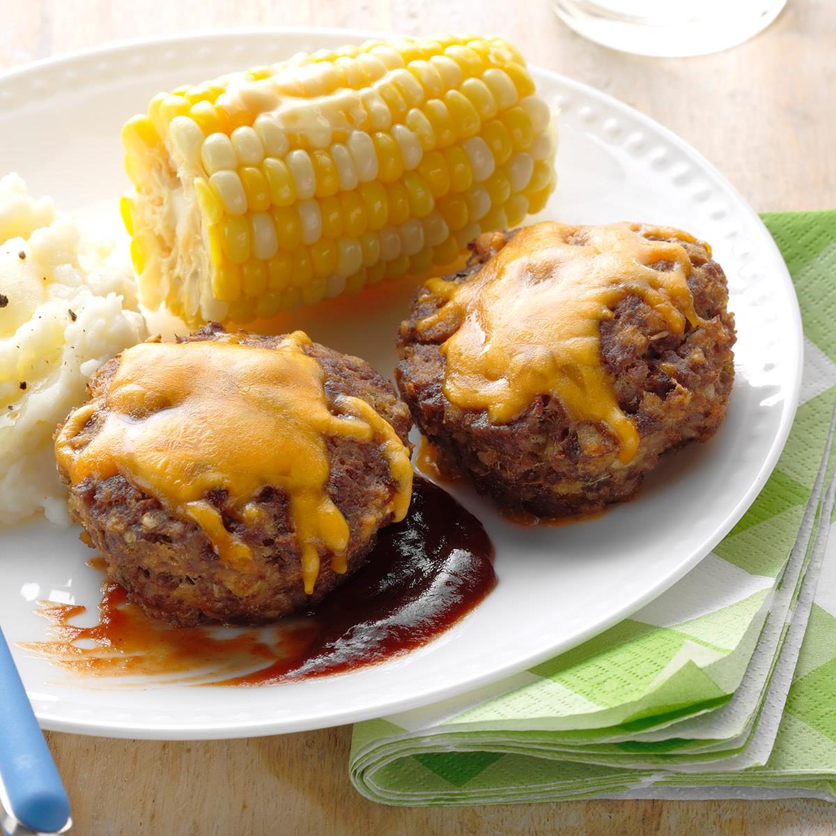 Bbq Meat Loaf Minis Exps Cwas18 53418 B04 05  2b 6