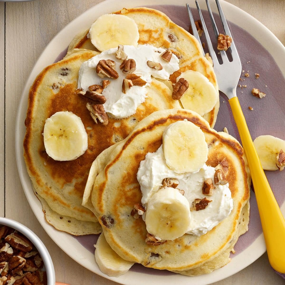 Banana Nut Pancakes Exps Toham22 10763 B11 12 6b 7