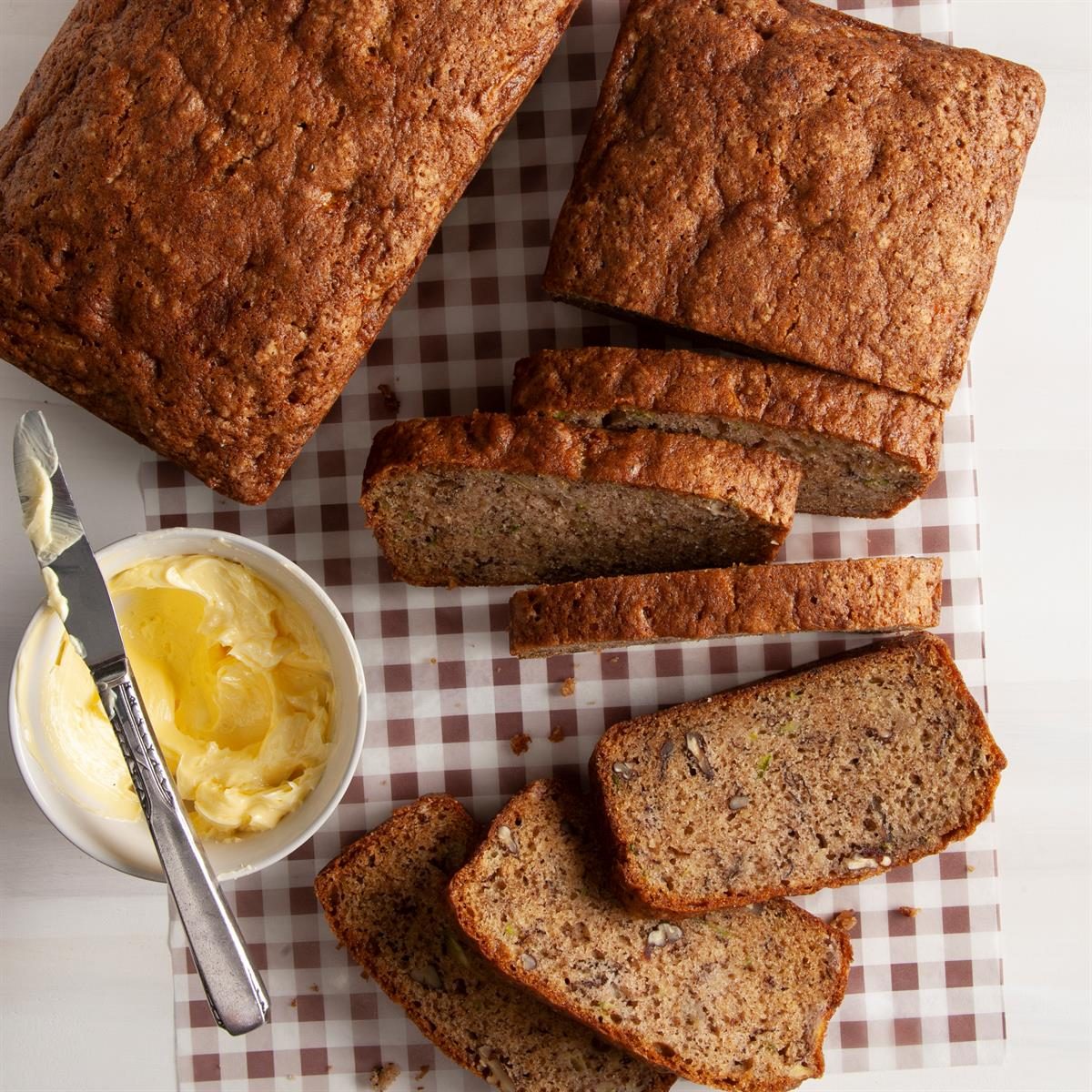 Banana Zucchini Bread Exps Ft20 4512 F 0811 1 25 Taste of Home