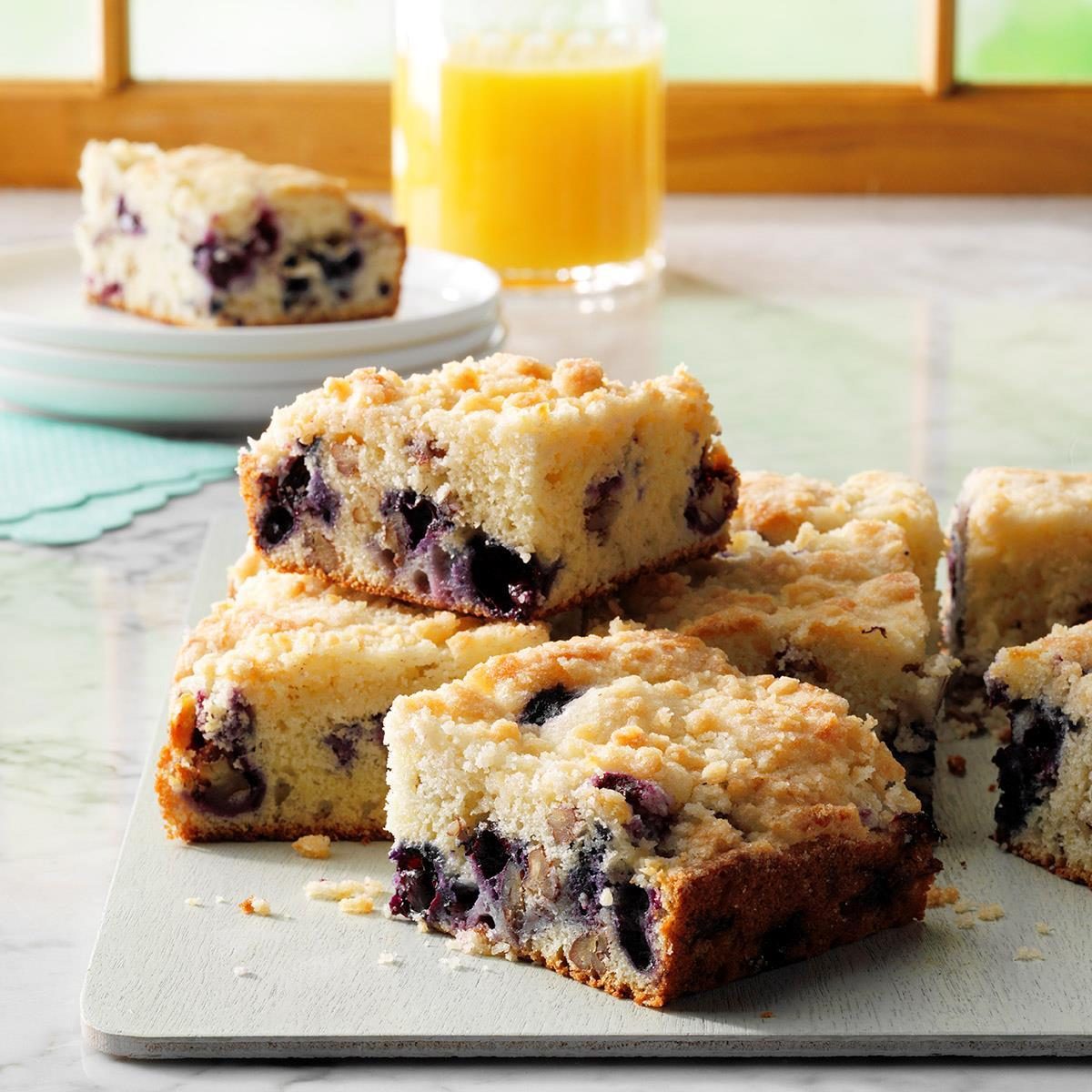 Blueberry Streusel Coffee Cake Exps Ghbz18 1827 E08 15 9b 10