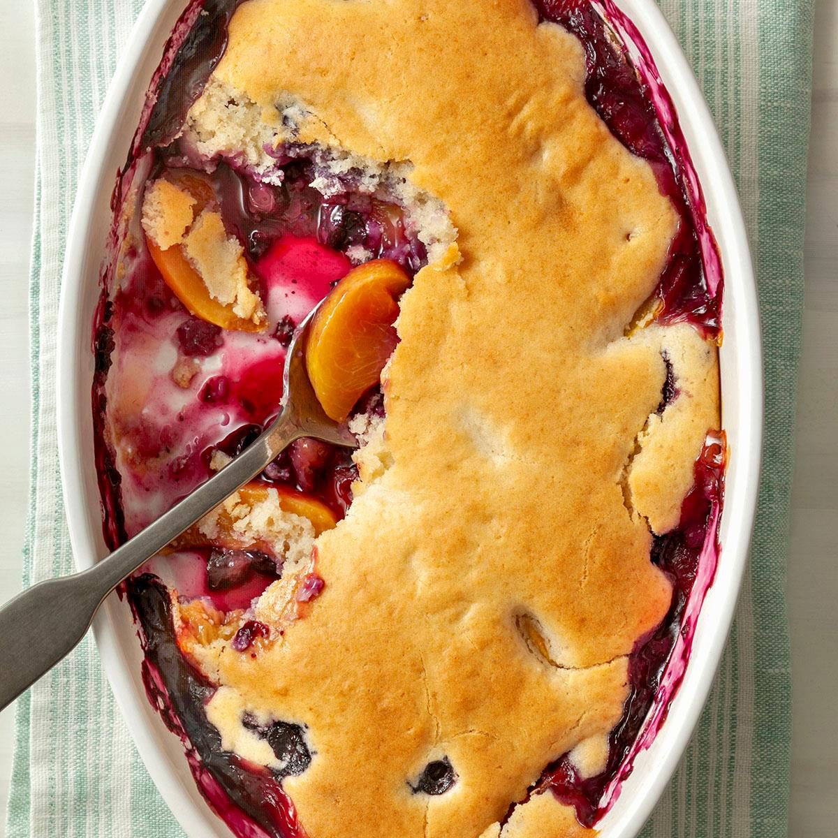 Blueberry And Peach Cobbler Exps Ft24 2736 Jr 0627 1