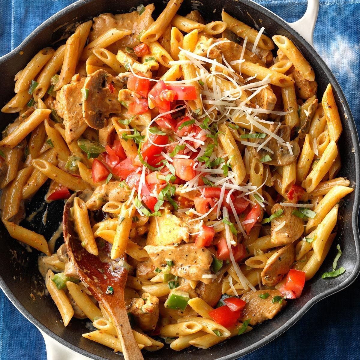 Cajun Chicken Pasta in a bowl.