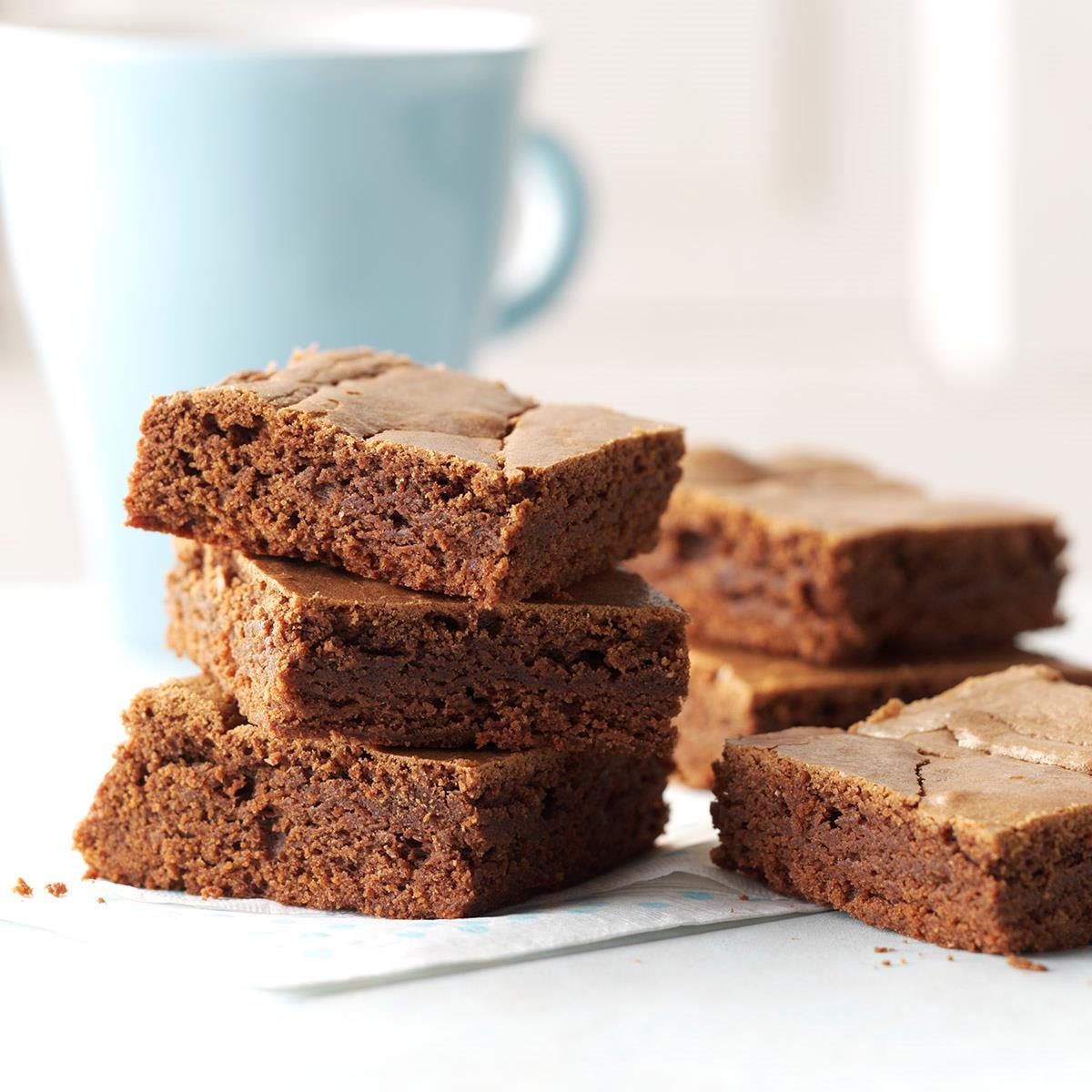 Tasty - 😋 A Baker's Edge brownie pan because everyone