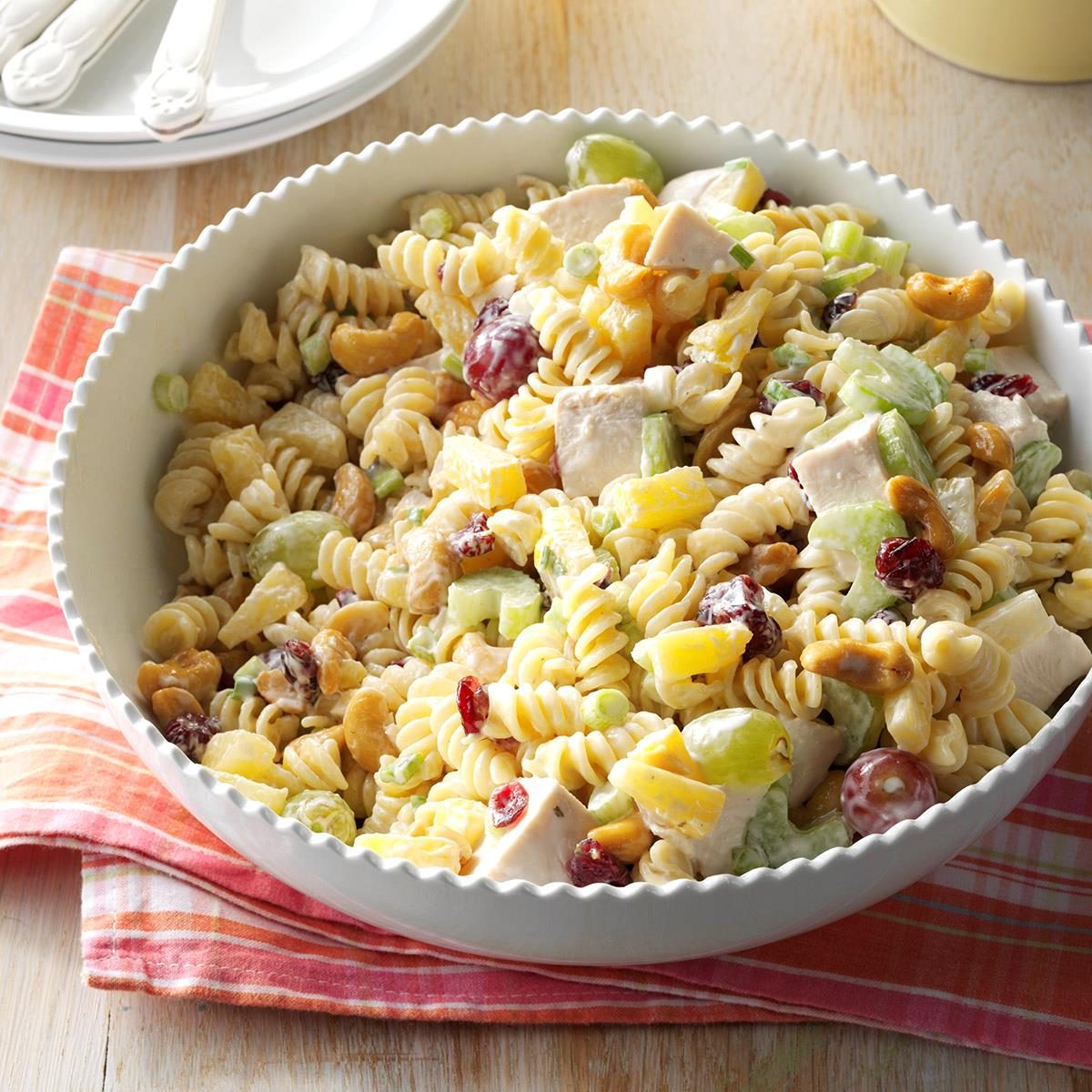 21 Pasta salad recipes - Discover some of our favourite cold pasta