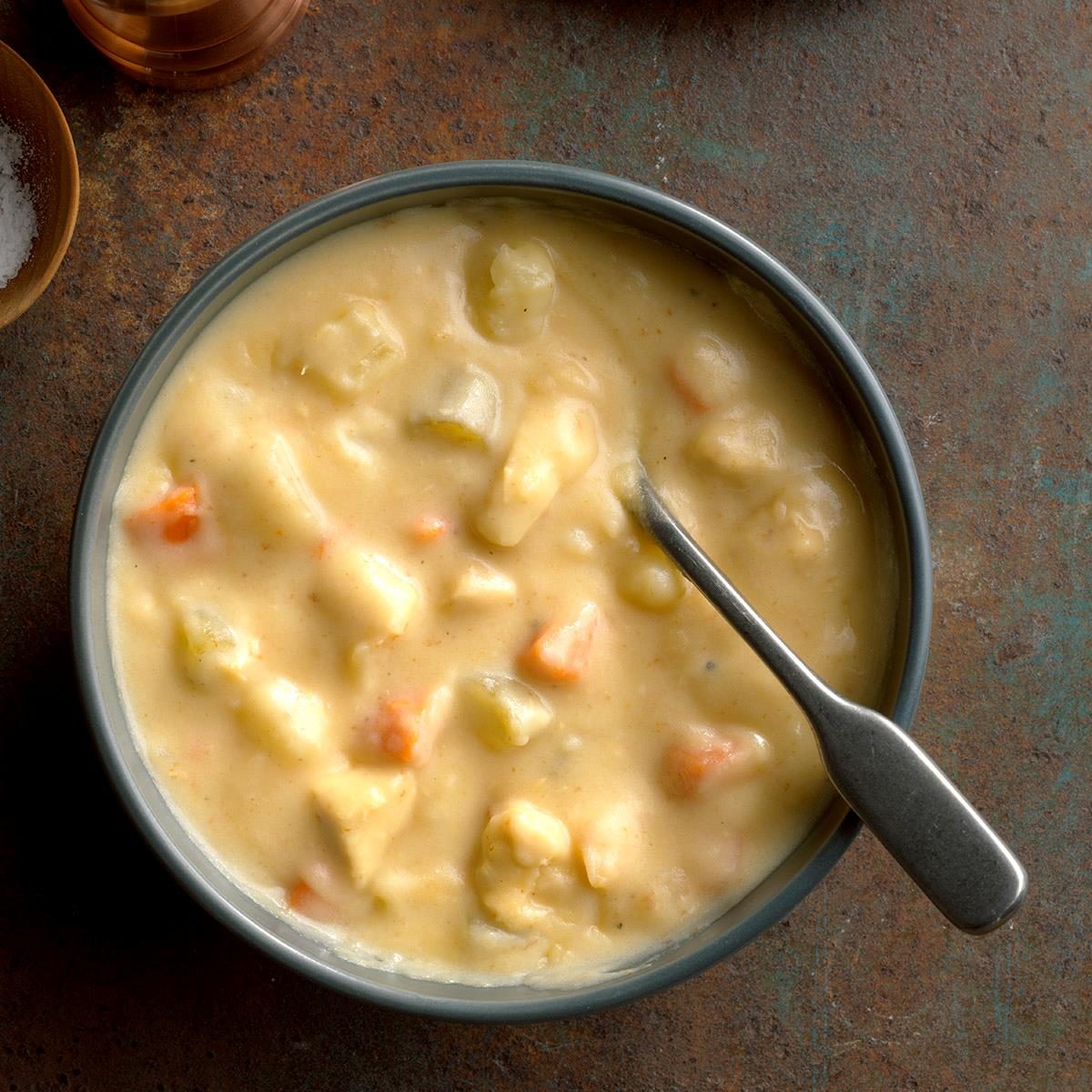 Cheesy Chicken Chowder Exps Ssmz20 133 B10 09 4b 15