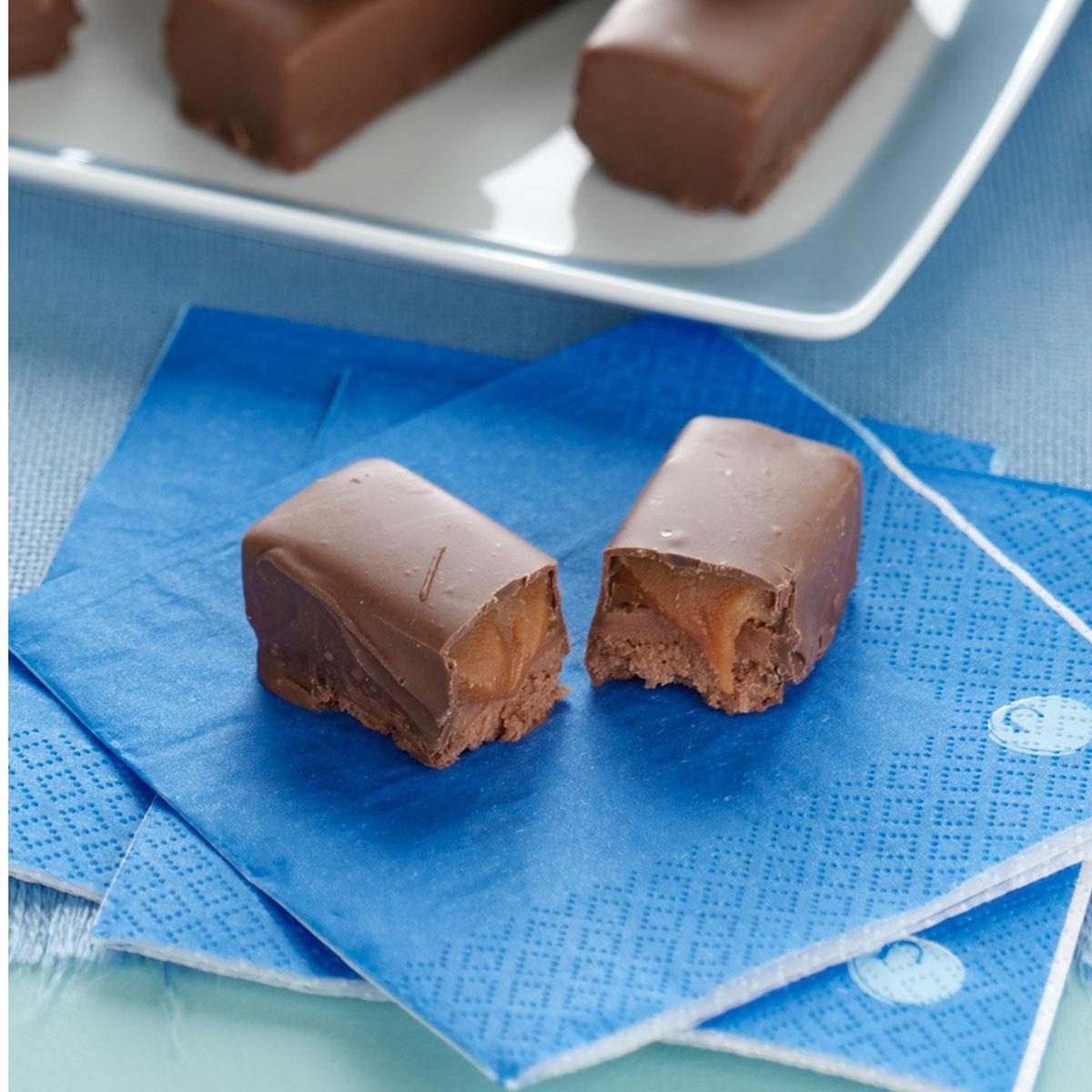 https://www.tasteofhome.com/wp-content/uploads/2018/01/Chocolate-Caramel-Candy-Bars_exps49308_THCA1917912B03_02_5bC_RMS.jpg