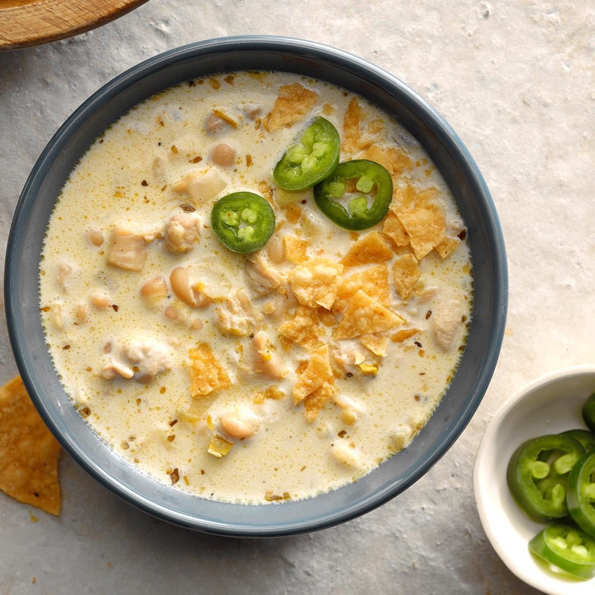 Our Top 10 Chicken Dinner Recipes Taste Of Home   Creamy White Chili EXPS CHBZ19 14299 B10 24 6b 23 