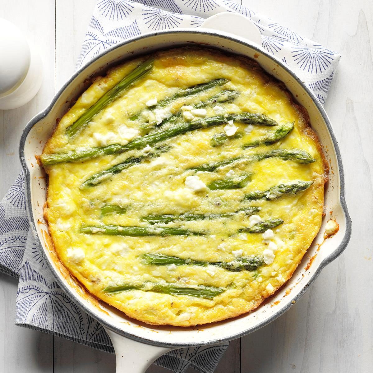 Feta Asparagus Frittata Exps Sdam18 32370 B12 05 2b 1