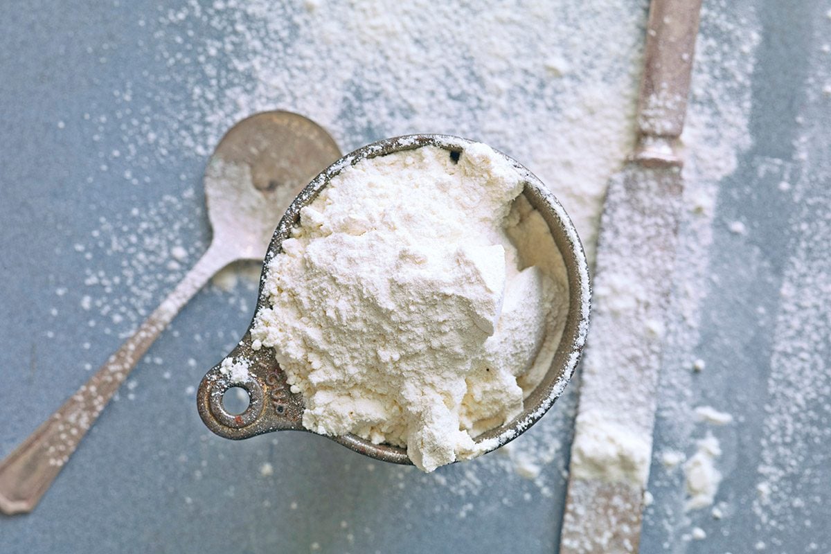 How to Measure Flour - Love and Lemons
