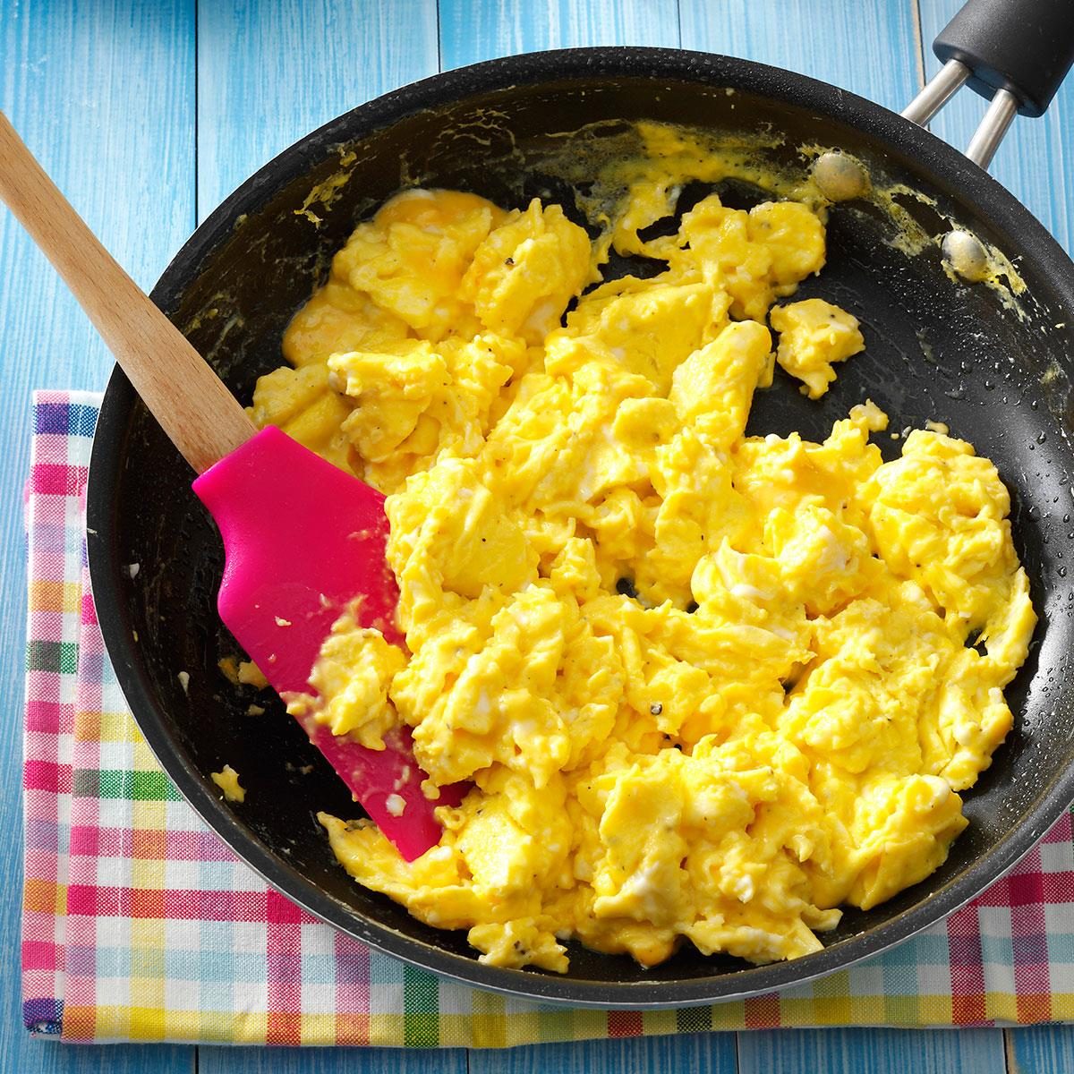 Fluffy Scrambled Eggs Recipe How To Make It Taste Of Home