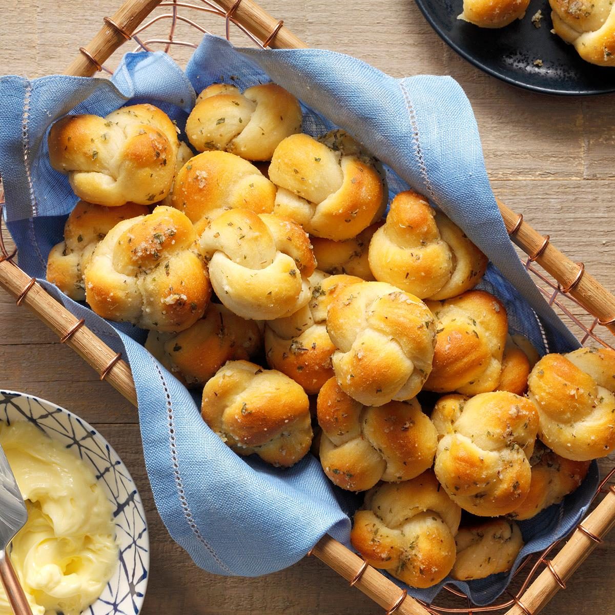 Garlic Knots Exps Hca21 39824 B01 29 1b 3