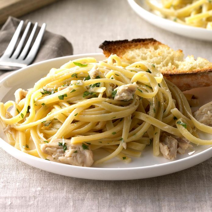 Creamy Salmon Linguine Recipe How To Make It