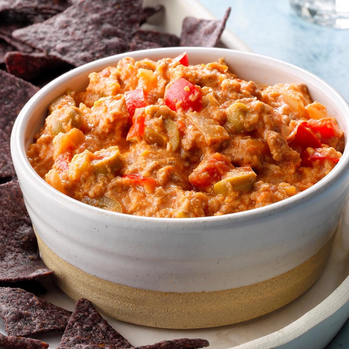 15 Irresistible Slow Cooker Dips That Will Get the Party Started