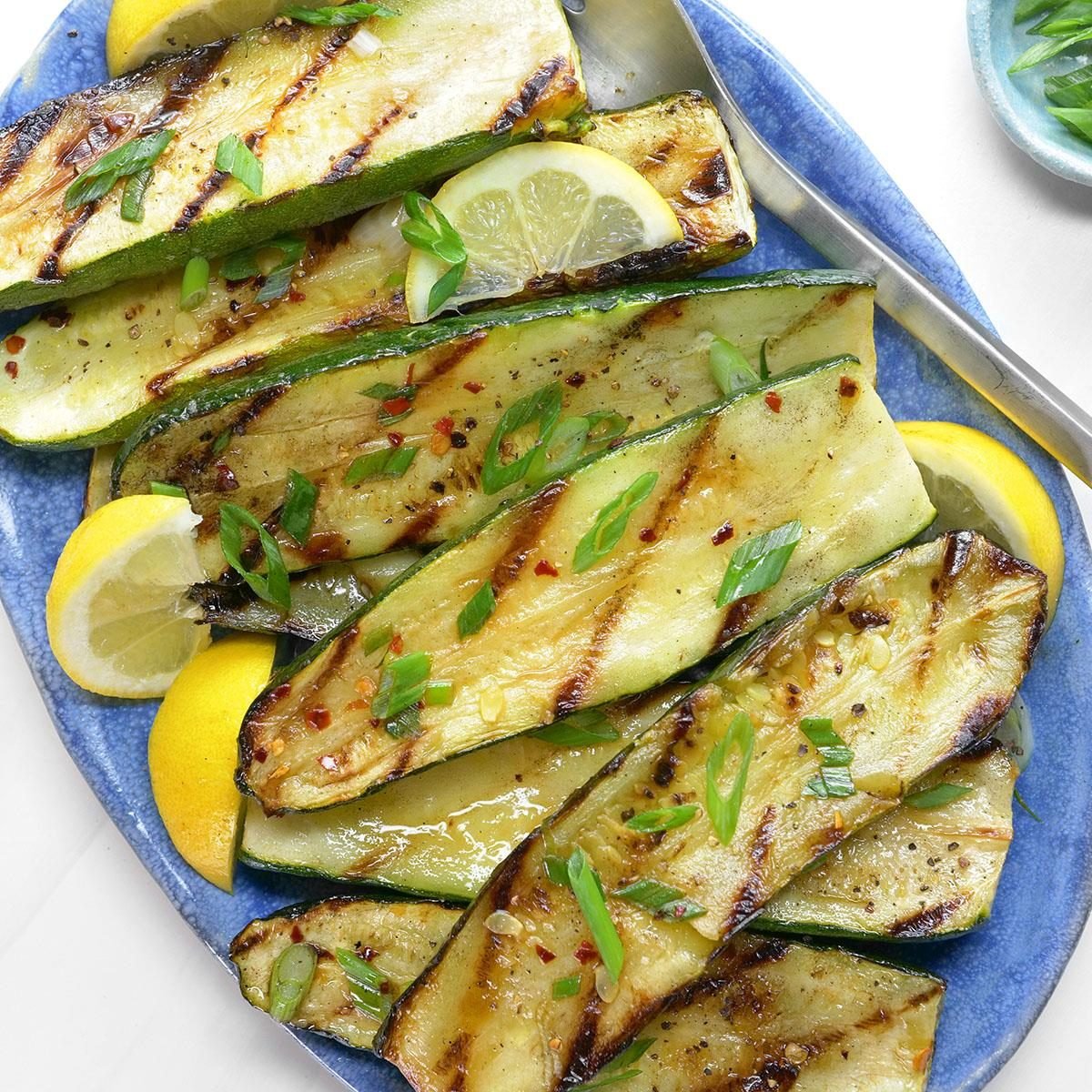 Grilled Zucchini With Onions Exps Thvp24 124903 Mr 06 11 1