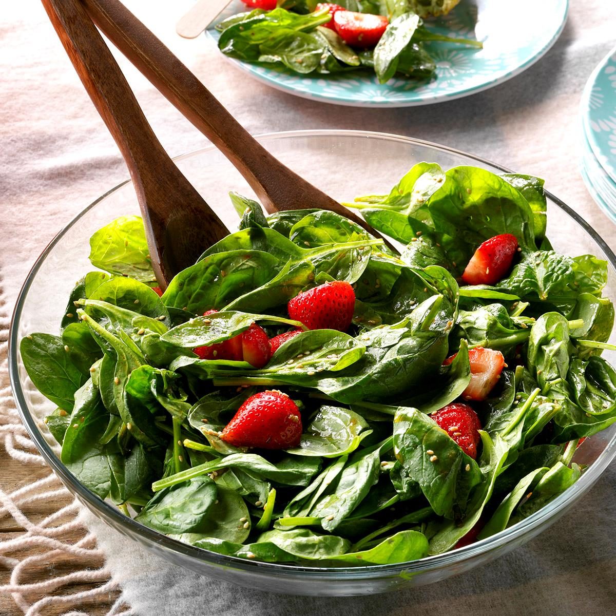 Light StrawberrySpinach Salad Recipe Taste of Home