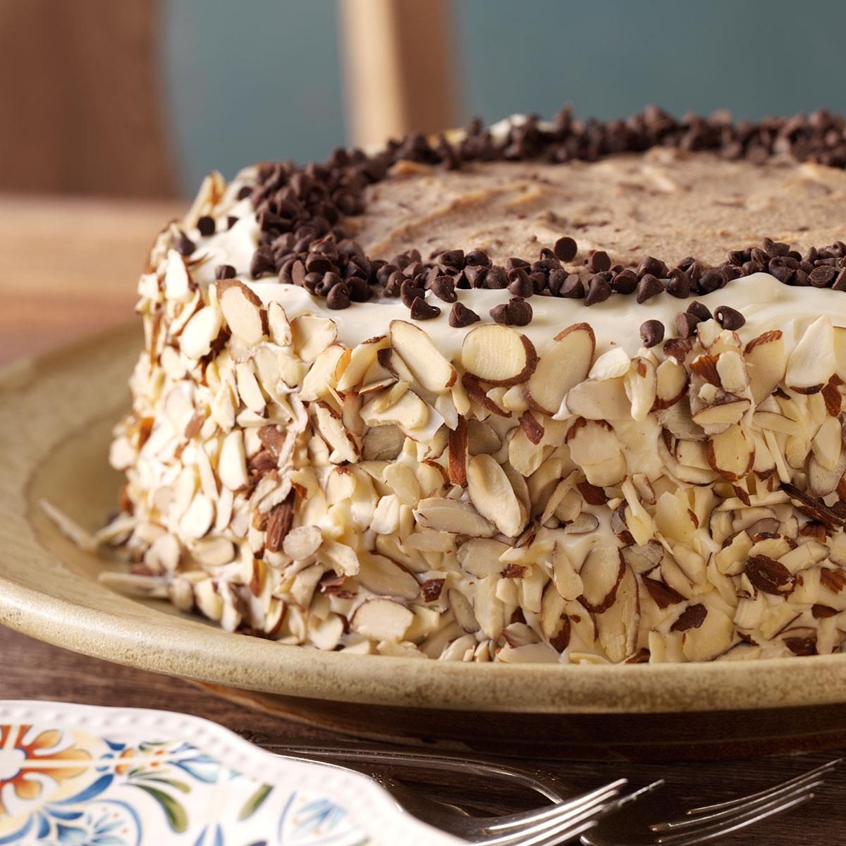 Marvelous Cannoli Cake